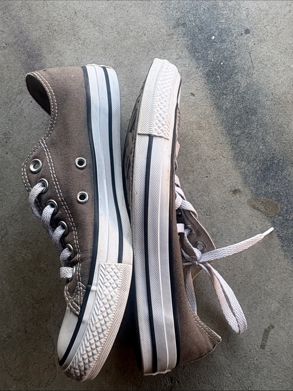 Gray Converse 🌵7.5 Women’s 5.5 Men’s - Picture 10 of 10
